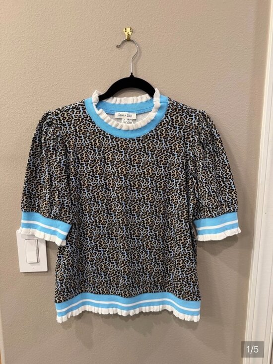 Sewn + Seen Tops - Sewn + Seen Leopard Print Short Sleeve Top in Blue NWT Size S